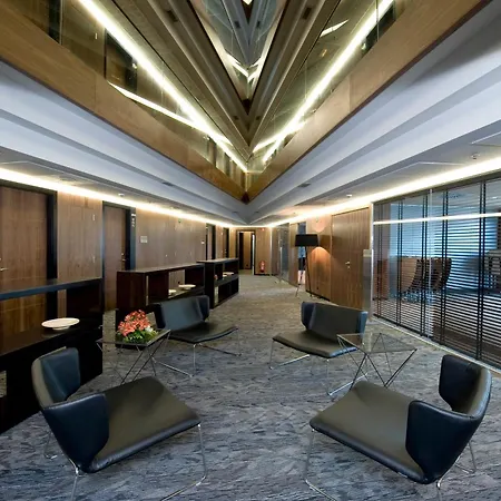 Tower 4*