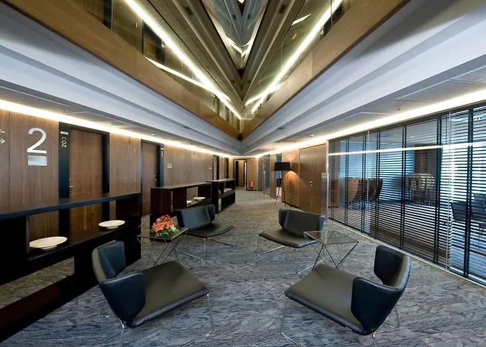 Tower 4*